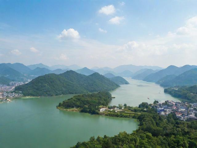 浙江強(qiáng)力推廣親民過境簽證，便捷入境體驗(yàn)價(jià)優(yōu)實(shí)惠！