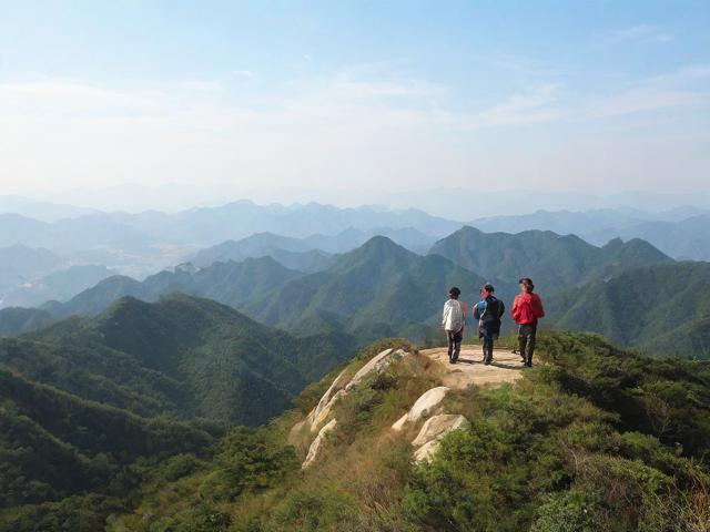 常山縣移民辦公示農(nóng)民集聚工程，關(guān)注移民生活，推動(dòng)鄉(xiāng)村振興。