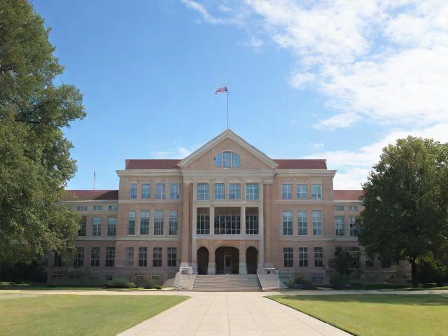 溫哥華移民大學(xué)，留學(xué)移民一站式指南與探索