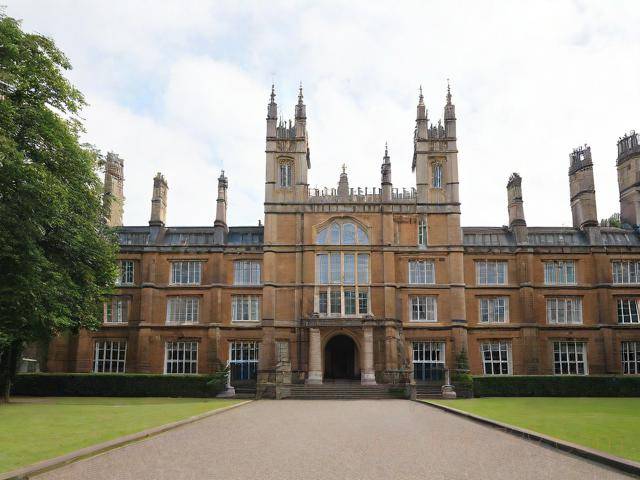 英國留學簽證材料清單及彩色復印件要求詳解